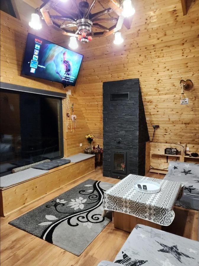 Cabana Lupul Din Apuseni Matisesti Buitenkant foto